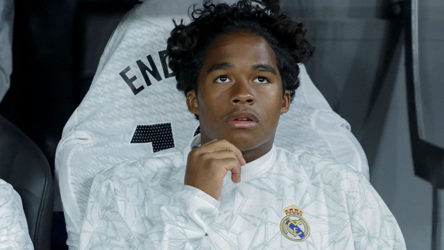 Endrick sur le banc de touche du Real Madrid