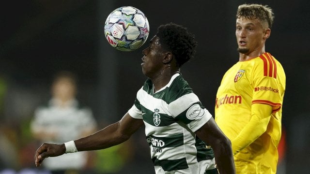 Issa Doumbia (Sporting CP) et Michaël Cuisance (RC Lens)
