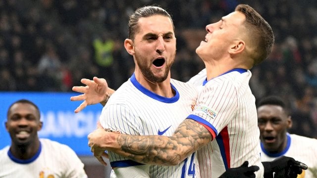 Rabiot et Digne avec la France