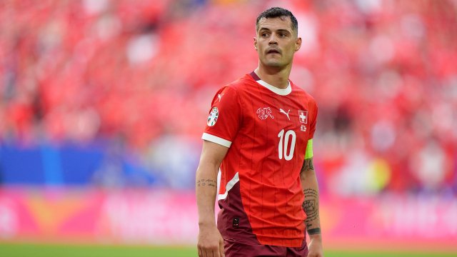 Xhaka avec la Suisse