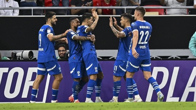 Les joueurs d'Al-Hilal célèbrent un but