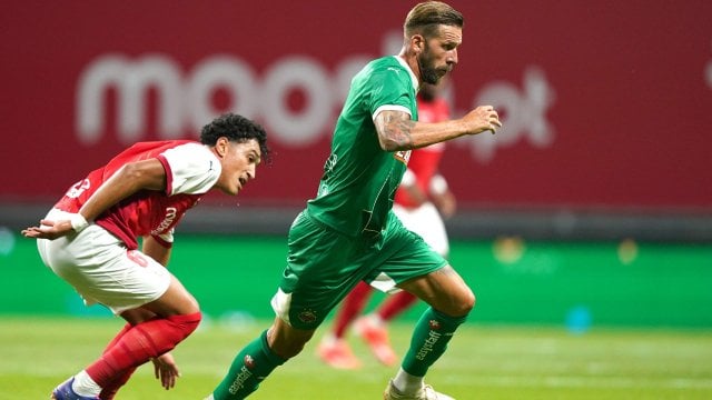 Isak Jansson face à Braga