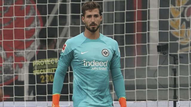 Kevin Trapp 2223 3