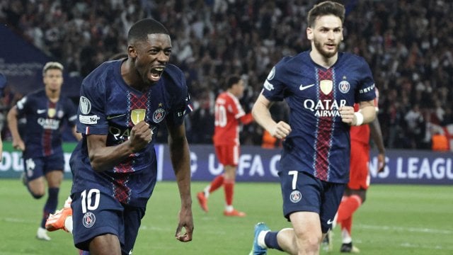 Ousmane Dembélé et Khvicha Kvaratskhelia avec le PSG. 
