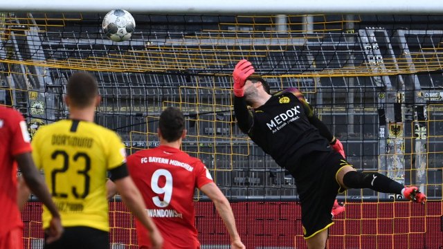 Le but de Josua Kimmich lors de Dortmund-Bayern