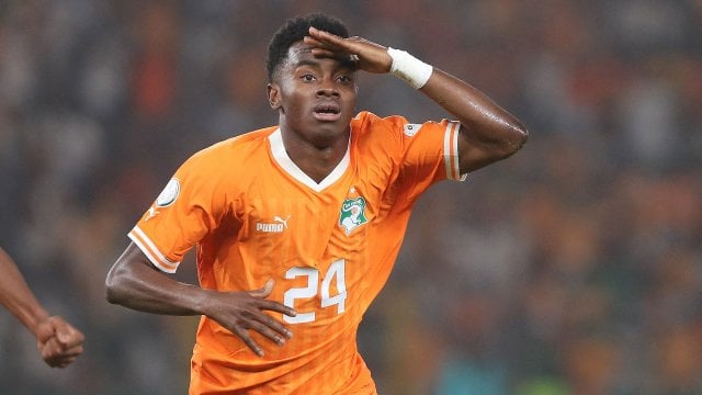 Simon Adingra avec la Côte d'Ivoire