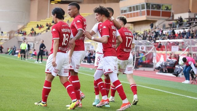 Maghnes Akliouche avec Monaco