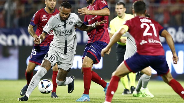 Neymar  PSG (contre clermont)