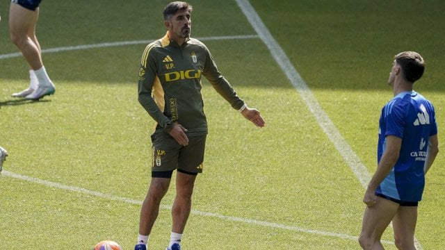 Veljko Paunović, entraîneur du Real Oviedo