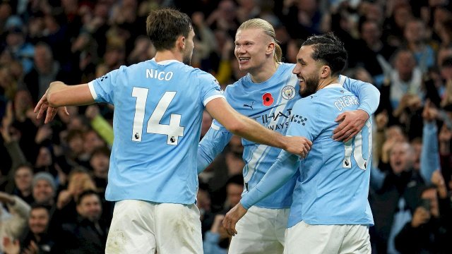 Cherki et Nico avec Haaland