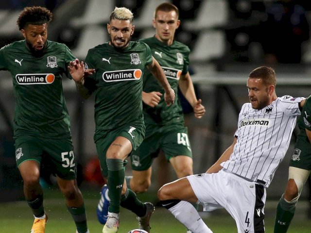 Tonny Vilhena et Rémy Cabella avec Krasnodar contre le PAOK
