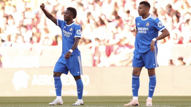 Vinicius Junior et Kylian Mbappé