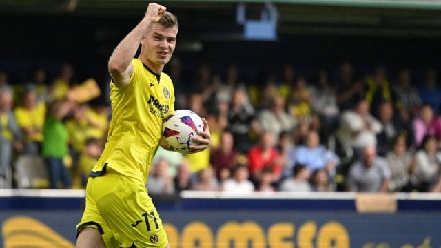 Alexander Sörloth con el Villarreal