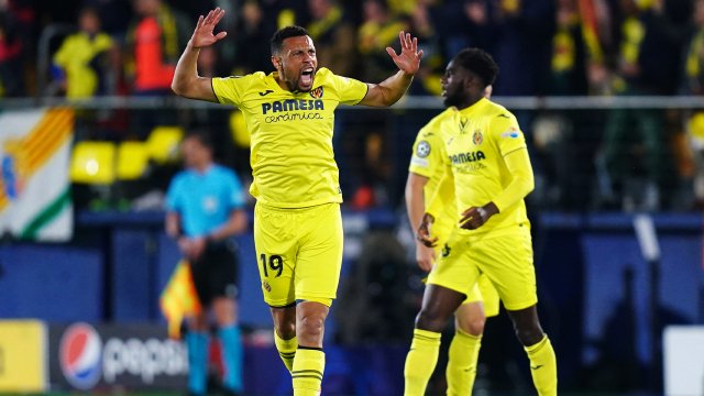 uefa-champions-league-coquelin-villarreal-ag-liverpool-goal.jpg