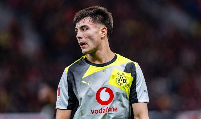 Aaron Anselmino quitte Dortmund et revient à Chelsea