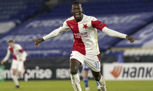 Abdallah Sima sous les couleurs du Slavia Prague