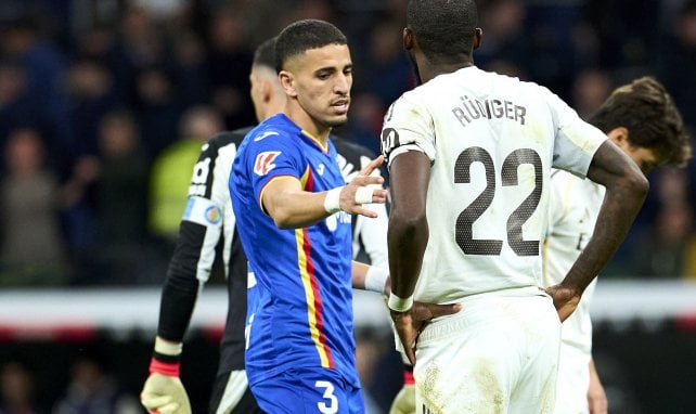 Le pincement de pénis d’Abdel Abqar sur Alexander Sorloth fait scandale en Espagne