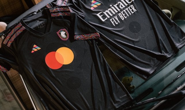 L’OL dévoile son nouveau maillot third 26-27 ! 