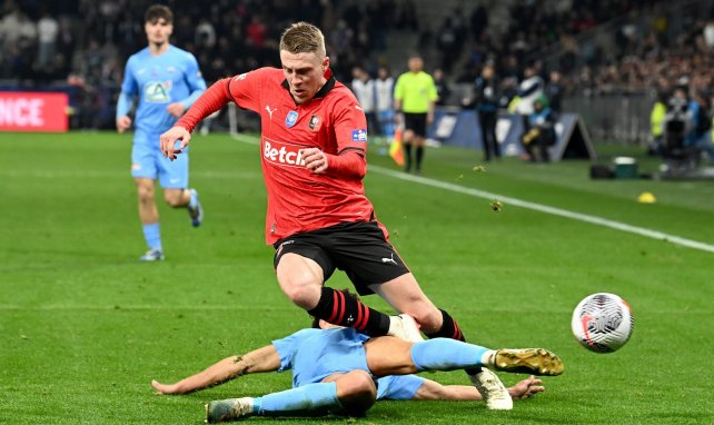 Adrien Truffert avec le Stade Rennais