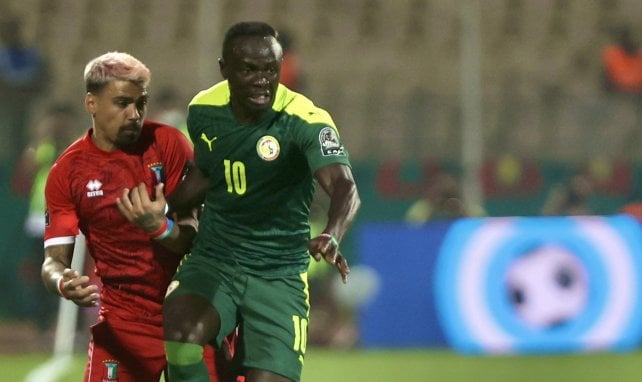 Sadio Mané sous le maillot du Sénégal face à la Guinée.