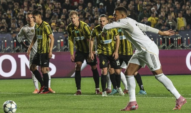 Mbappé face à Almaty  