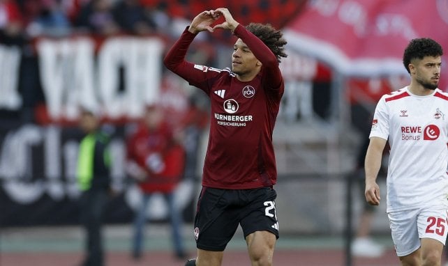 Janis Antiste celèbre un but avec Nuremberg