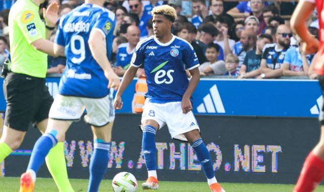 Andrey Santos avec le maillot de Strasbourg la saison dernière