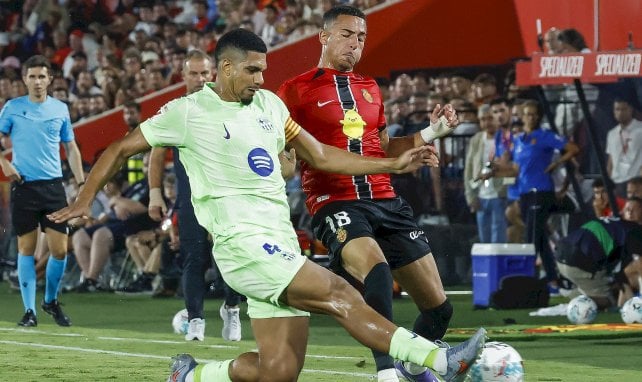 Barça : la date de retour de Ronald Araujo est connue