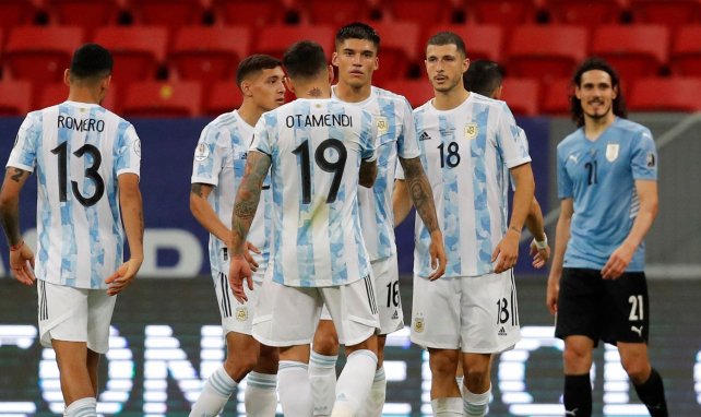 Les joueurs de l'Argentine célèbrent le but de Guido Rodriguez