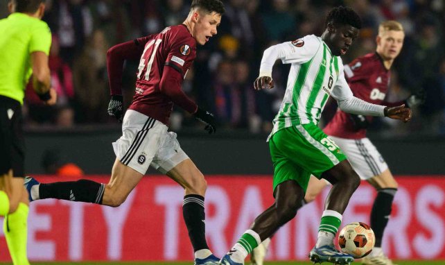 Liga : Malgré Un Betis Réduit à 10, Toujours Pas De Victoire Pour ...