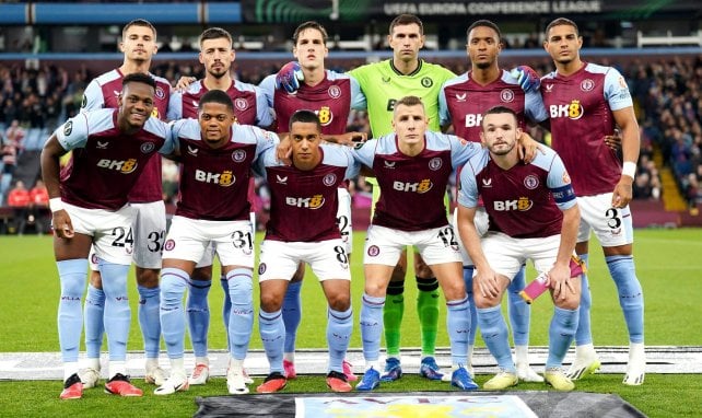 Aston Villa avant un match de Ligue Europa Conférence