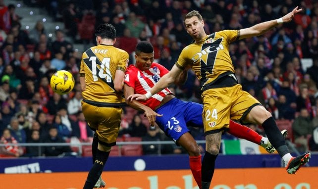 Reinildo Mandava, buteur avec l'Atlético de Madrid