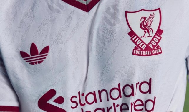Liverpool dévoile son nouveau maillot extérieur
