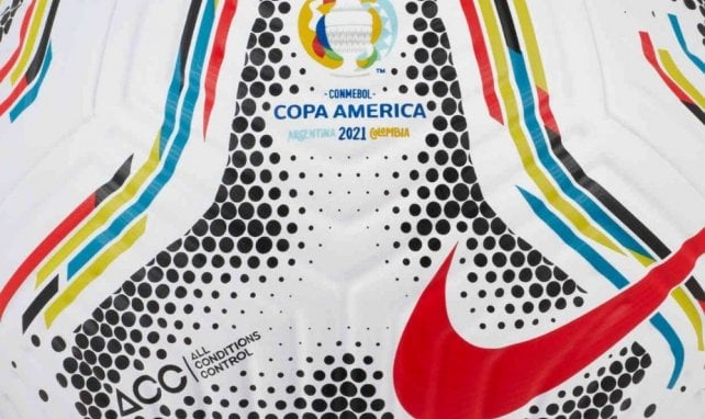 Le ballon de la Copa America 2021 !