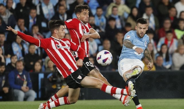 Ligue Europa : Beñat Prados charge l’arbitrage après la défaite contre Manchester United