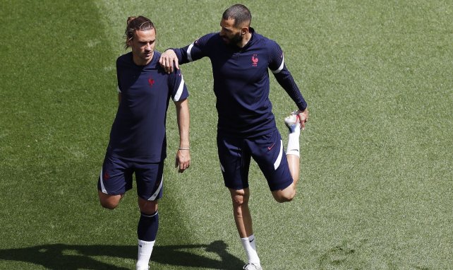 Antoine Griezmann et Karim Benzema lors d'un entraînement de la France