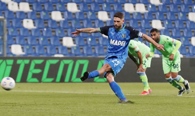 Domenico Berardi tire un penalty avec Sassuolo