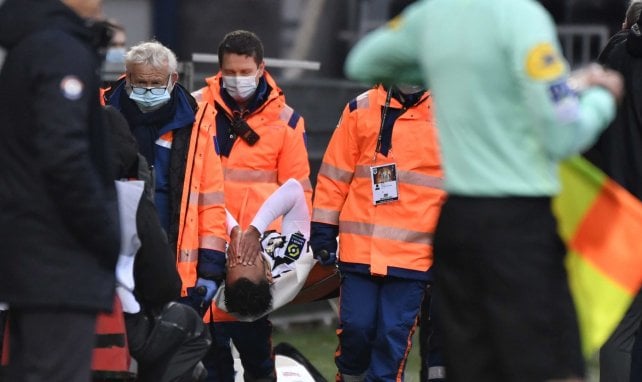 Boufal est sorti sur civière