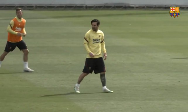 Lionel Messi s'entraîne normalement avec le Barça