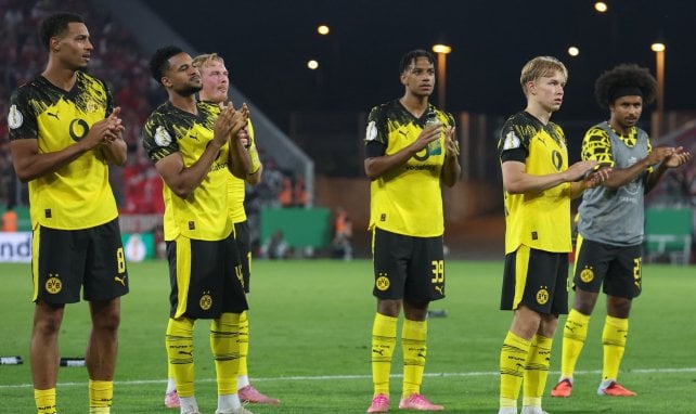 Les joueurs du BvB après leur victoire en Coupe d'Allemagne contre Rot-Weiss Essen