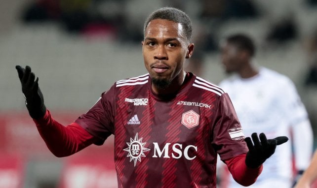 Warren Caddy signe au FC Randers 