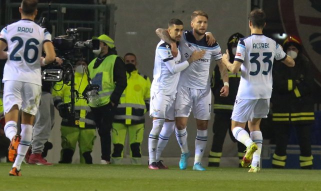 Immobile célèbre un but à Cagliari avec la Lazio, en Serie A