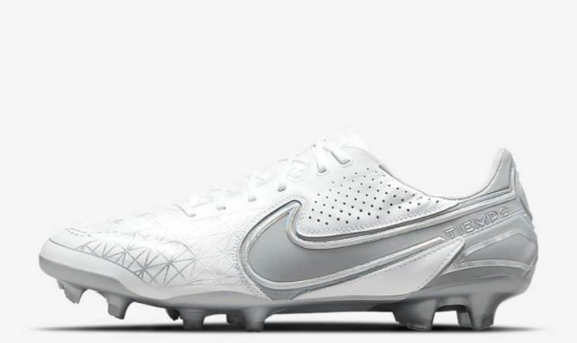 Nike présente la Tiempo Legend 9 dans un coloris blanc !