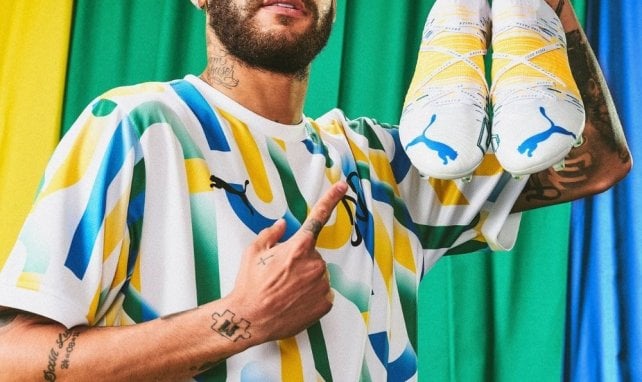 Les nouveaux crampons de Neymar aux couleurs du Brésil