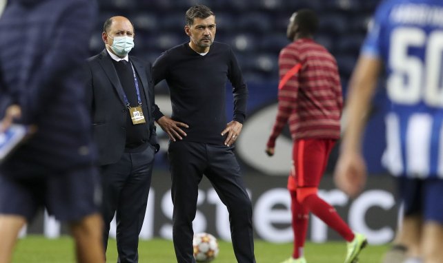 Sergio Conceiçao dépité après la défaite de Porto face à Liverpool