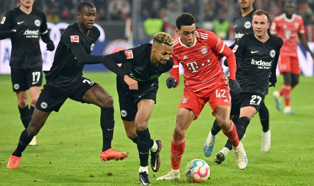 Jamal Musiala sous les couleurs du Bayern Munich face à Francfort