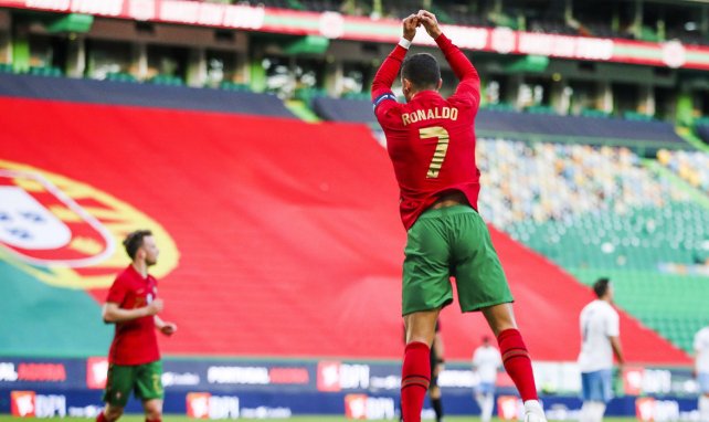 Cristiano Ronaldo en pleine célébration après son but face à Israël