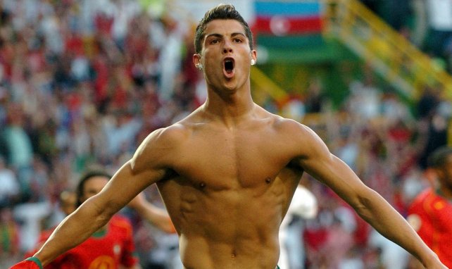 Cristiano Ronaldo lors de l'Euro 2004.