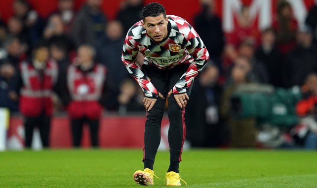 Cristiano Ronaldo s'échauffe avant le match contre Tottenham