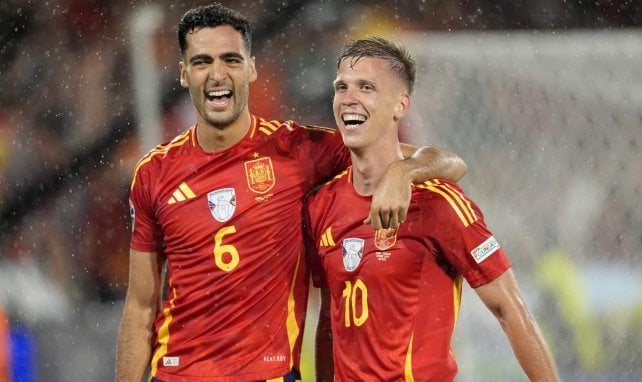 Mikel Merino et Dani Olmo tout sourire après la qualification de l'Espagne